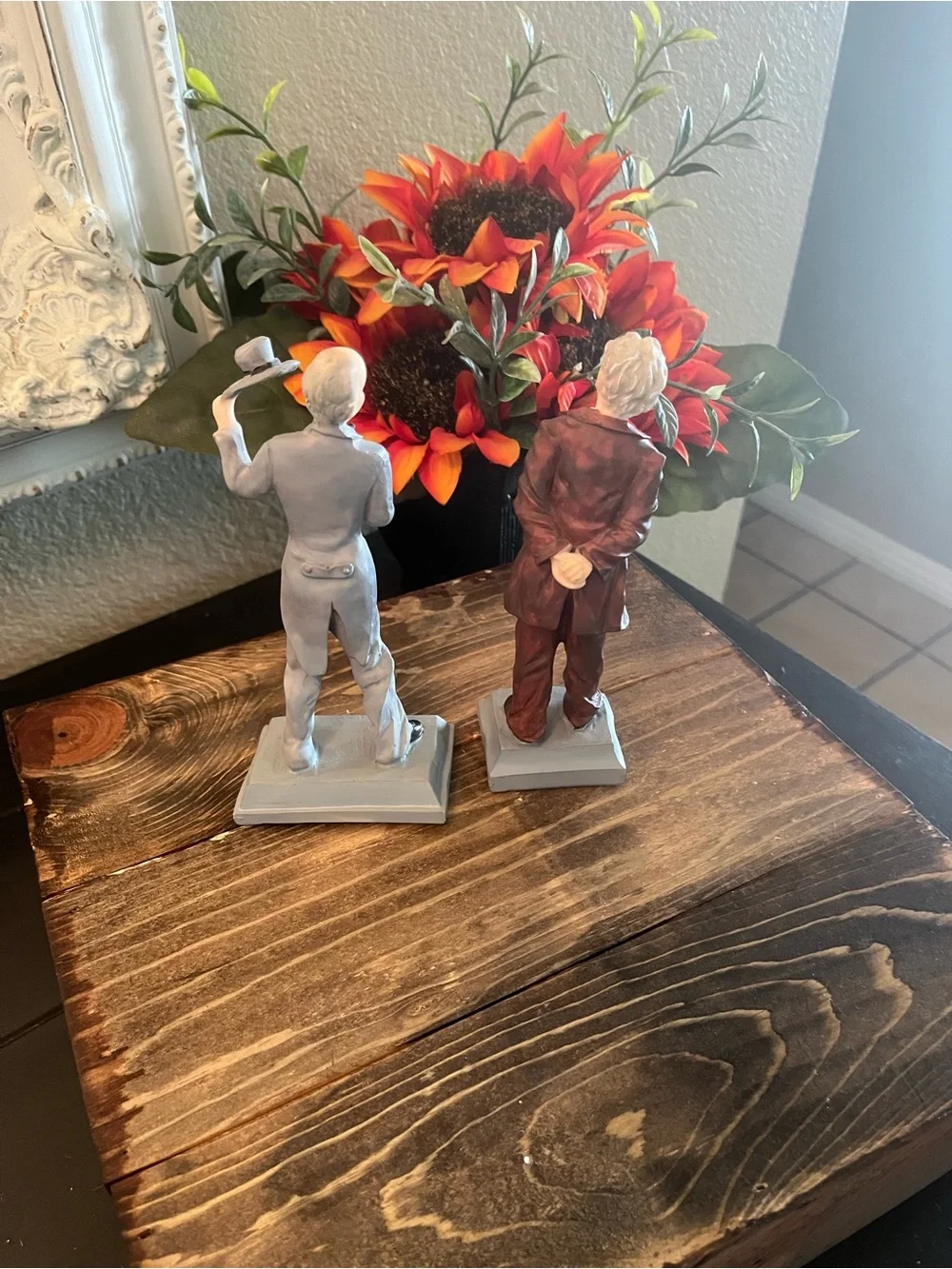 Vintage Gentleman Cake Toppers – Gray & Brown Formal Figurine Pair